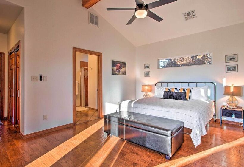 Updated Cabin W/ 360 Degree Mtn View: 1 Mi To Lake