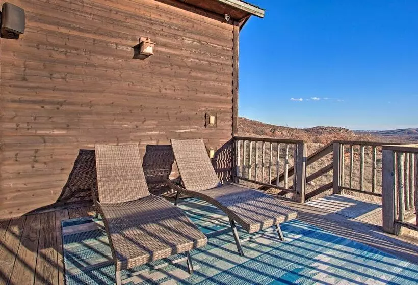 Updated Cabin W/ 360 Degree Mtn View: 1 Mi To Lake
