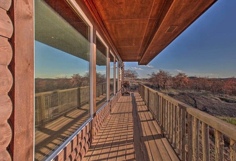 Updated Cabin W/ 360 Degree Mtn View: 1 Mi To Lake