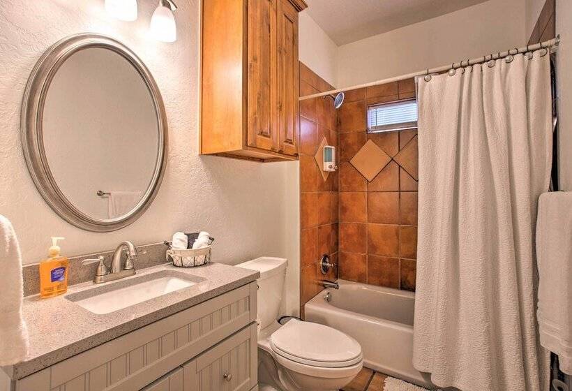 Updated Cabin W/ 360 Degree Mtn View: 1 Mi To Lake