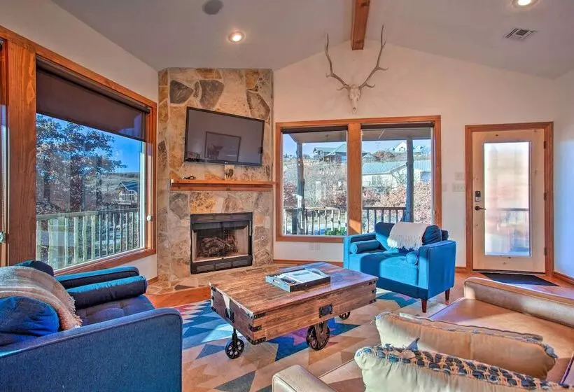 Updated Cabin W/ 360 Degree Mtn View: 1 Mi To Lake