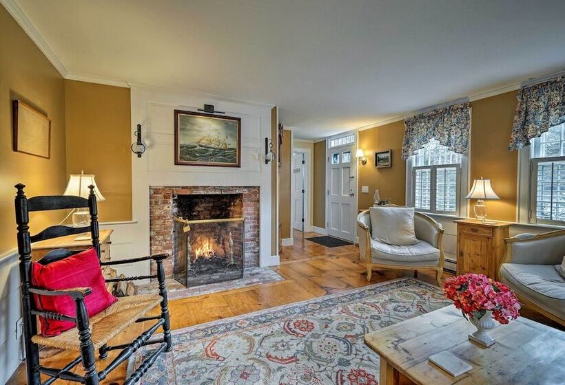 Upscale Orleans Home W/ Deck, 1 Mi To Nauset Beach