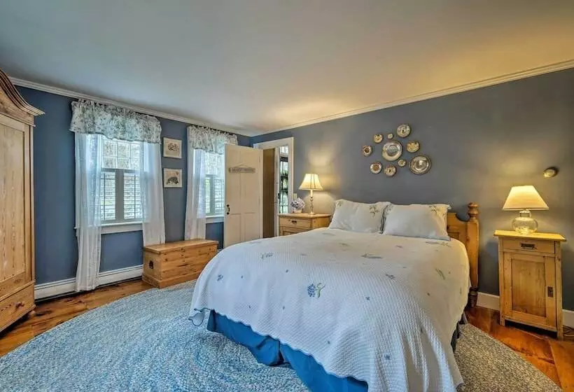 Upscale Orleans Home W/ Deck, 1 Mi To Nauset Beach