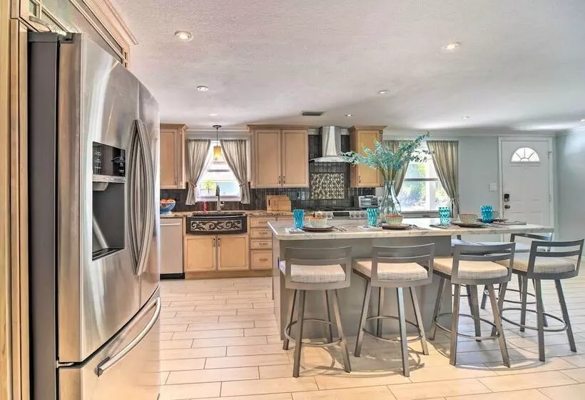 Waterfront Bradenton Home: Heated Pool & Fire Pit