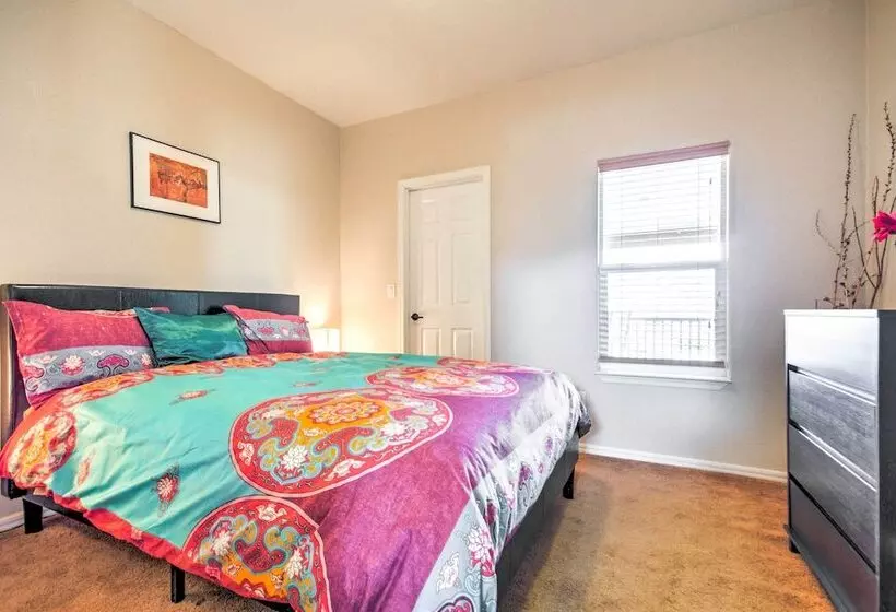 Beautiful Kanab Home W/ Yard   Walk To Restaurants