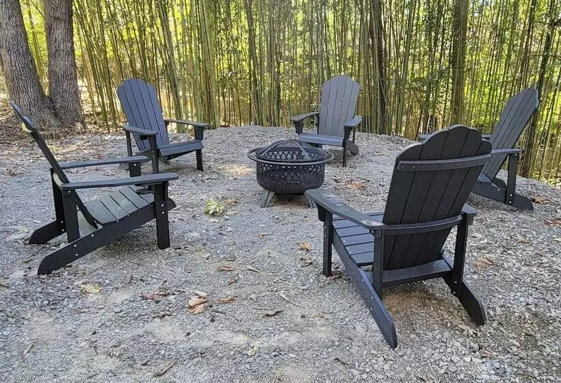 Blue Ridge Acres , Riverfront Home W/ Deck