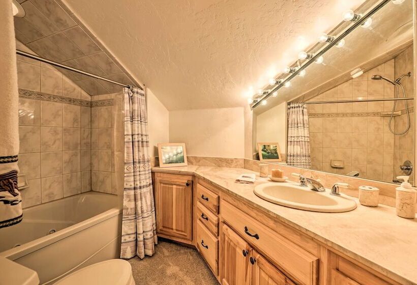 Alpine Escape W/ Mtn Views In Blue River!