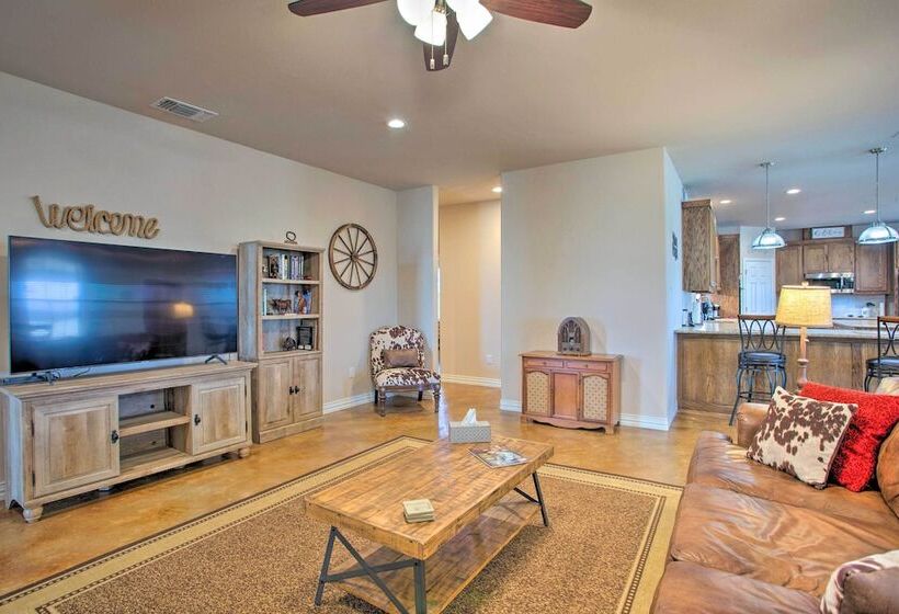 Pet Friendly Anna Ranch On 13 Acres!