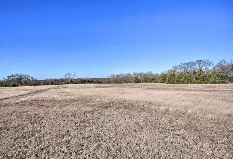 Pet Friendly Anna Ranch On 13 Acres!