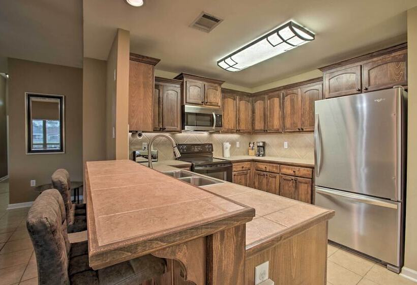 Charming Louisiana Home 21 Mi To Lsu!