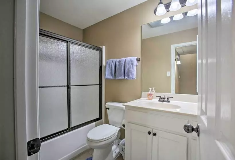 Charming Louisiana Home   21 Mi To Lsu!