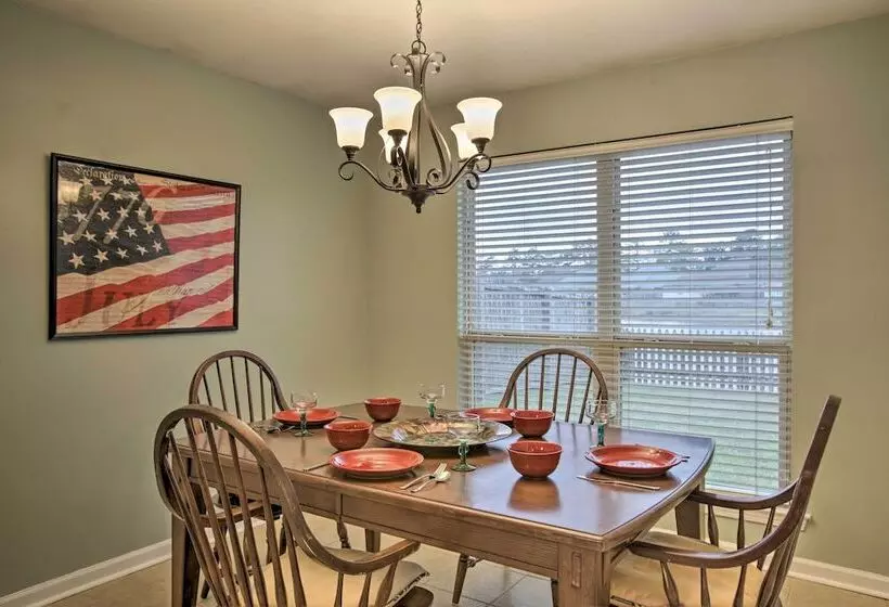 Charming Louisiana Home   21 Mi To Lsu!