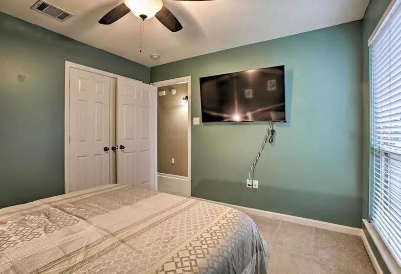 Charming Louisiana Home   21 Mi To Lsu!