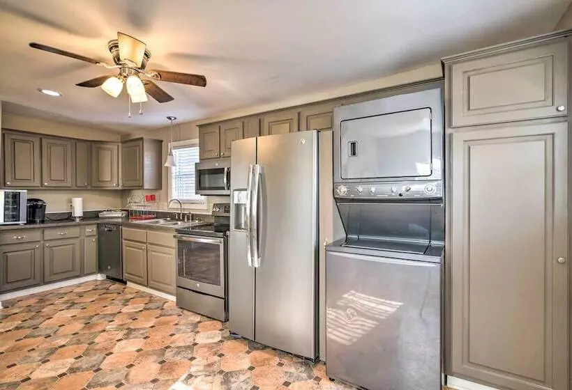 Charming Oxford Home ~ 7 Mi To Ole Miss!