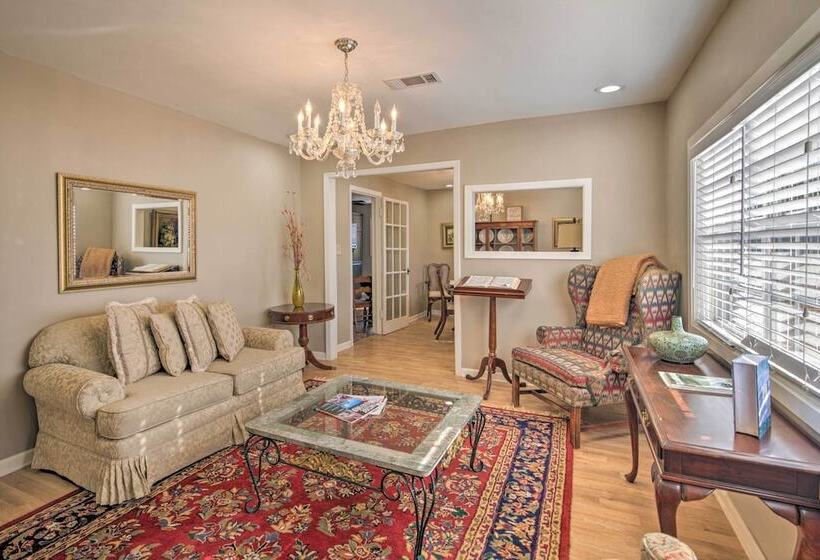 Charming Oxford Home ~ 7 Mi To Ole Miss!