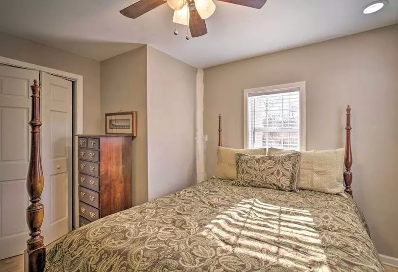 Charming Oxford Home ~ 7 Mi To Ole Miss!