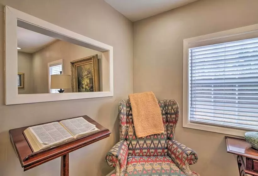 Charming Oxford Home ~ 7 Mi To Ole Miss!