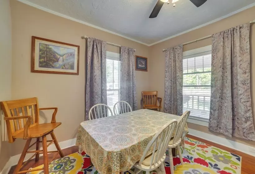 Classic Stewart Home ~ 2 Mi To Boat Launch!