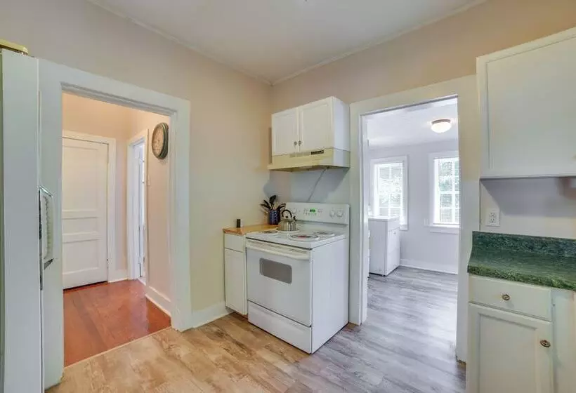 Classic Stewart Home ~ 2 Mi To Boat Launch!