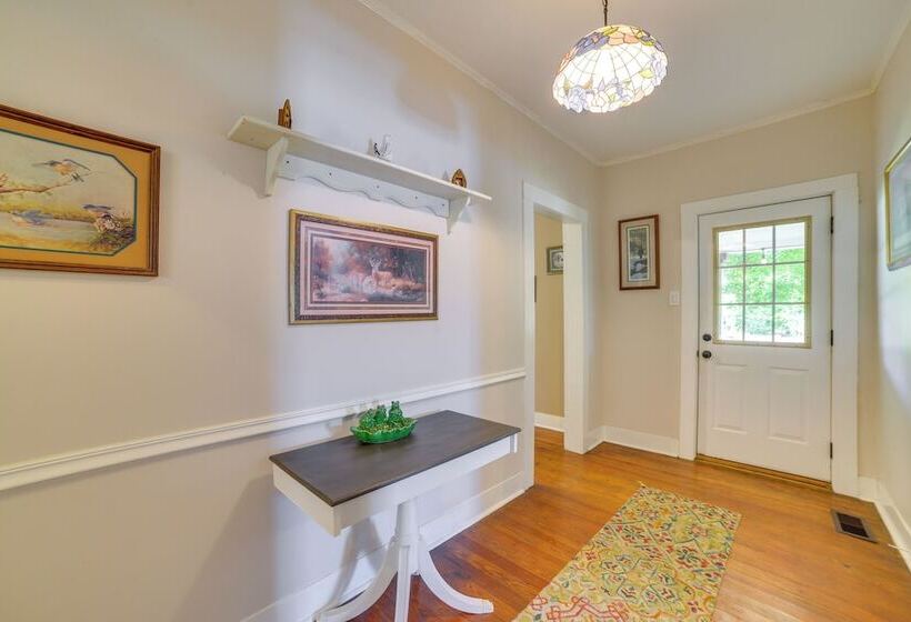 Classic Stewart Home ~ 2 Mi To Boat Launch!