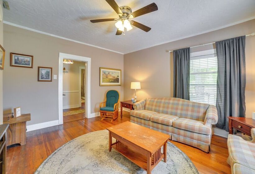 Classic Stewart Home ~ 2 Mi To Boat Launch!