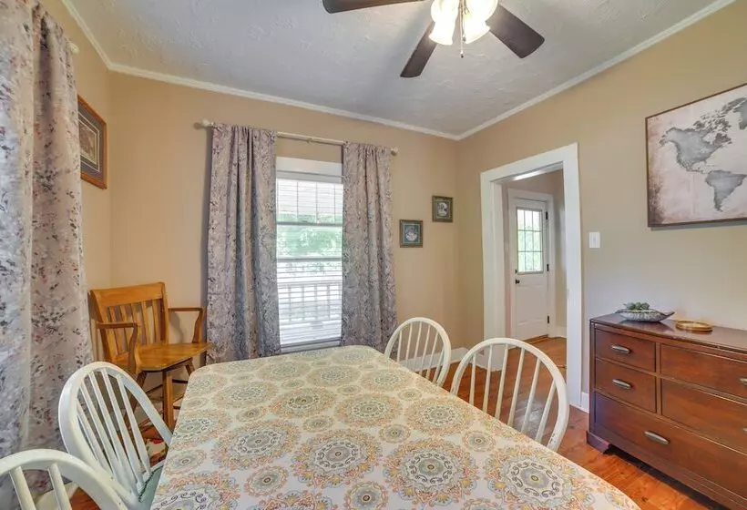 Classic Stewart Home ~ 2 Mi To Boat Launch!