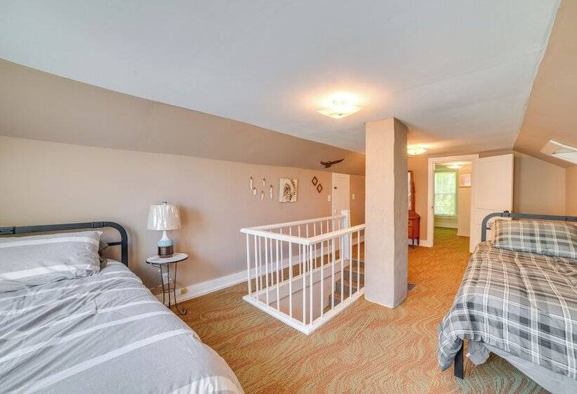 Classic Stewart Home ~ 2 Mi To Boat Launch!