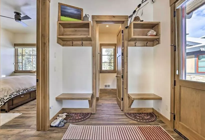 Cozy Fraser Cabin W/ Views & Moose Sightings!