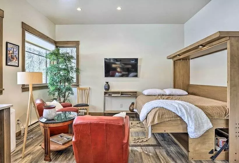 Cozy Fraser Cabin W/ Views & Moose Sightings!