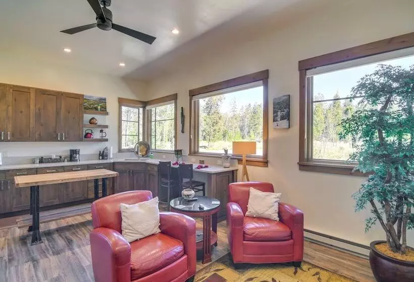 Cozy Fraser Cabin W/ Views & Moose Sightings!