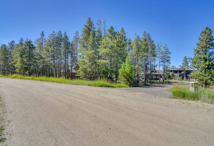 Cozy Fraser Cabin W/ Views & Moose Sightings!
