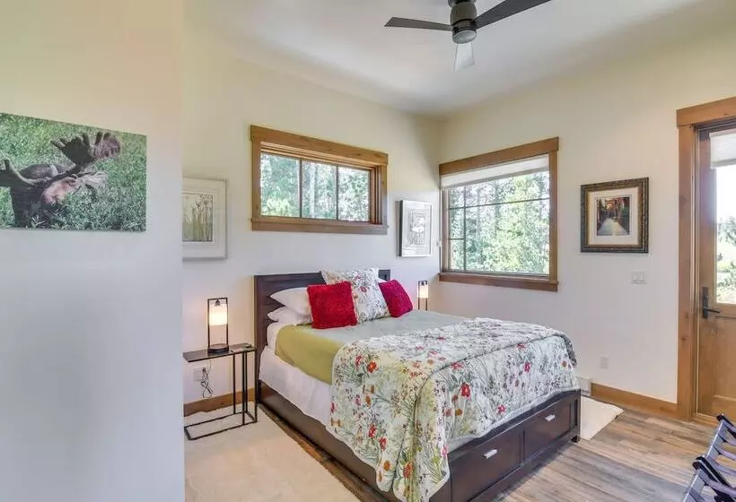 Cozy Fraser Cabin W/ Views & Moose Sightings!