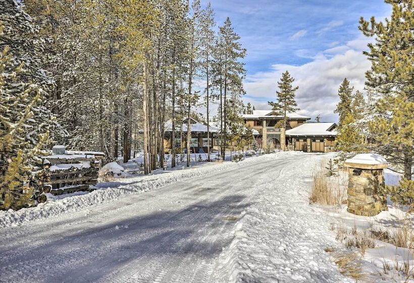 Cozy Fraser Cabin W/ Views & Moose Sightings!