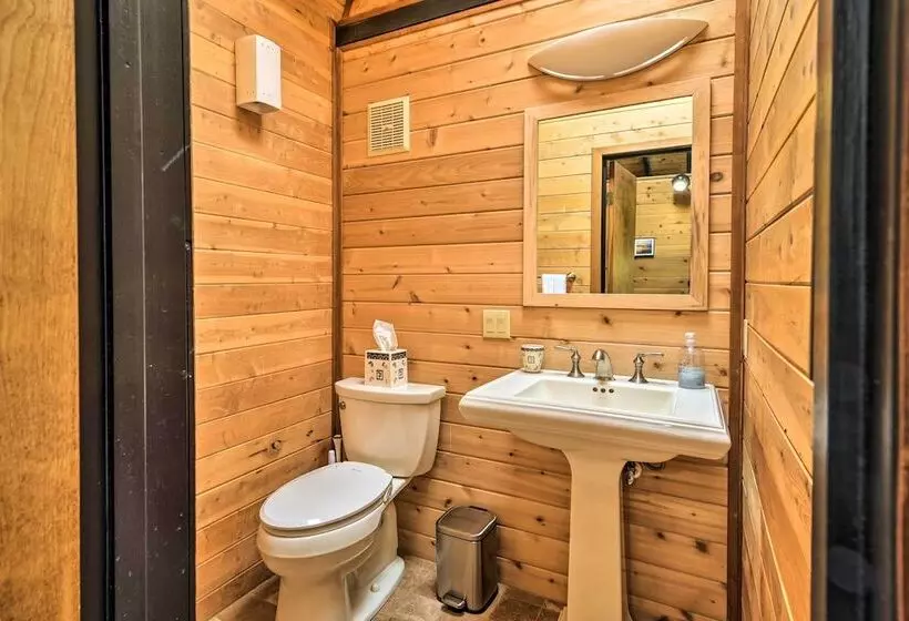 Cozy  Grand Woodland  Cabin W/ Mountain Views