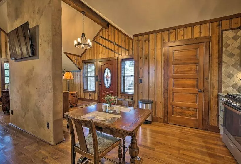 Cozy Ruidoso Cottage W/ Deck   10 Min To Village!