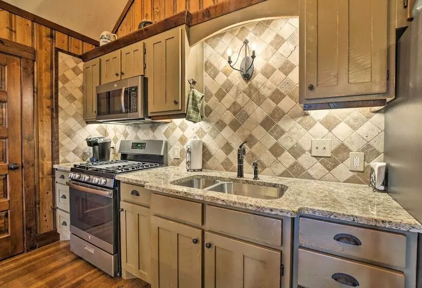 Cozy Ruidoso Cottage W/ Deck   10 Min To Village!