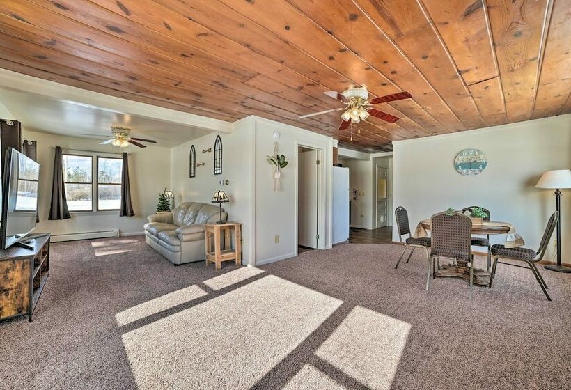 Cozy Tawas City Home W/ Views Of Lake Huron!