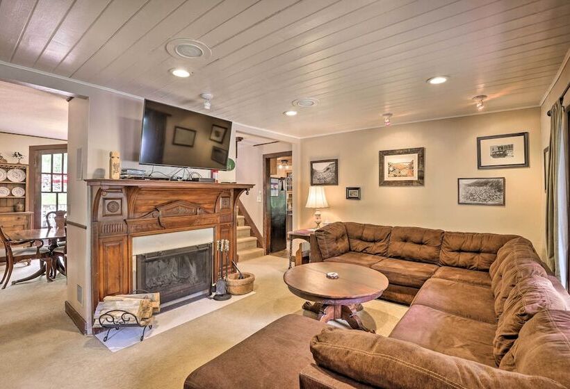 Family Home In Georgetown: Walk To Town & Railroad