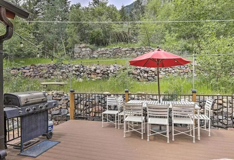 Family Home In Georgetown: Walk To Town & Railroad