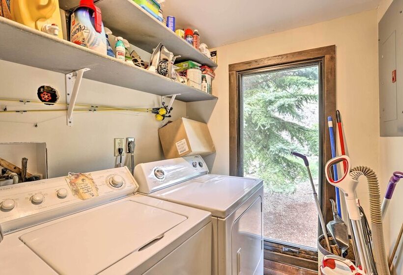 Family Home In Georgetown: Walk To Town & Railroad