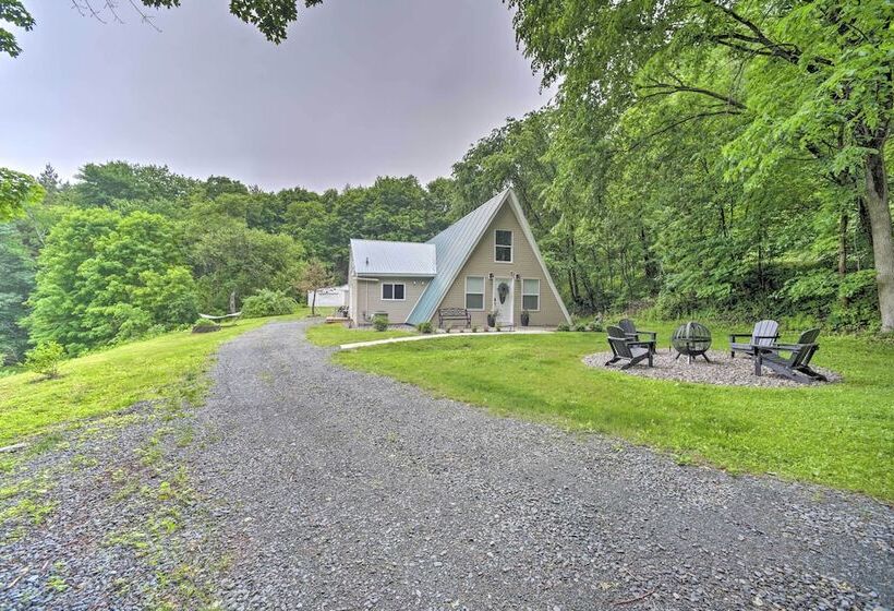 A Frame Cabin W/ Hot Tub: 5 Mi To Waterford!