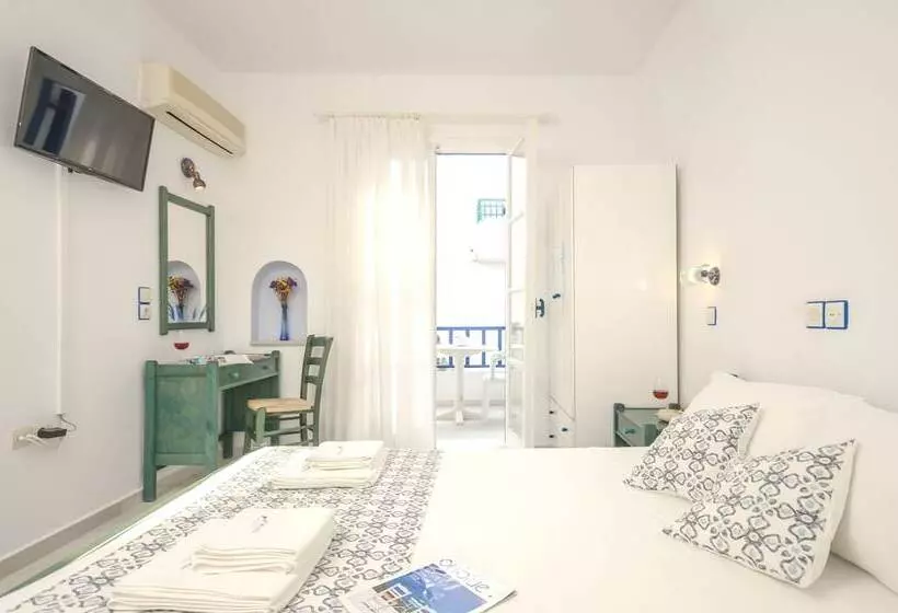 Hotelli Nostos Studios