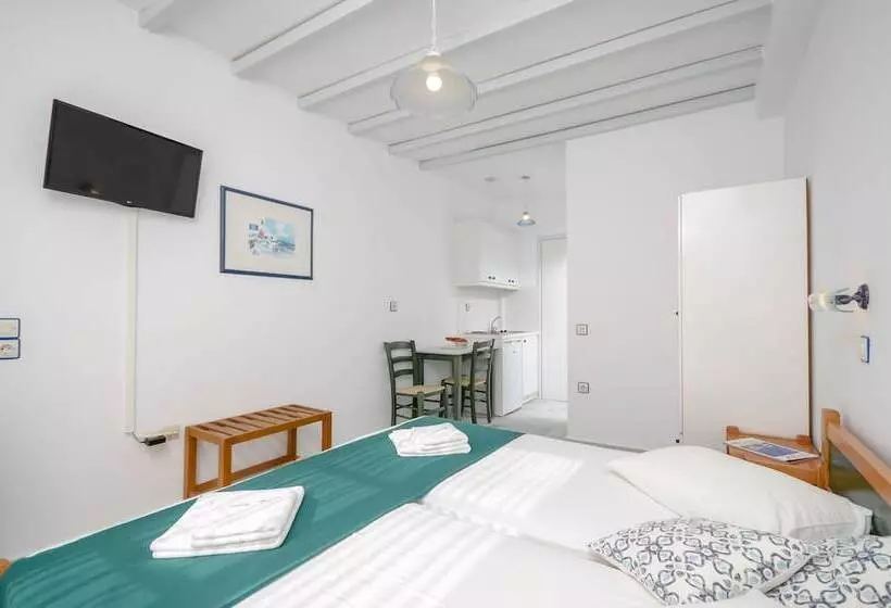 Hotelli Nostos Studios