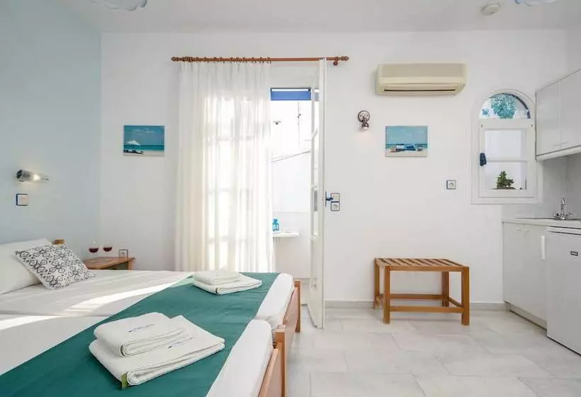 Hotelli Nostos Studios