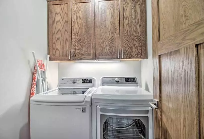 3 Mi To Andes Tower Hills: Lake House W/ Kayaks!