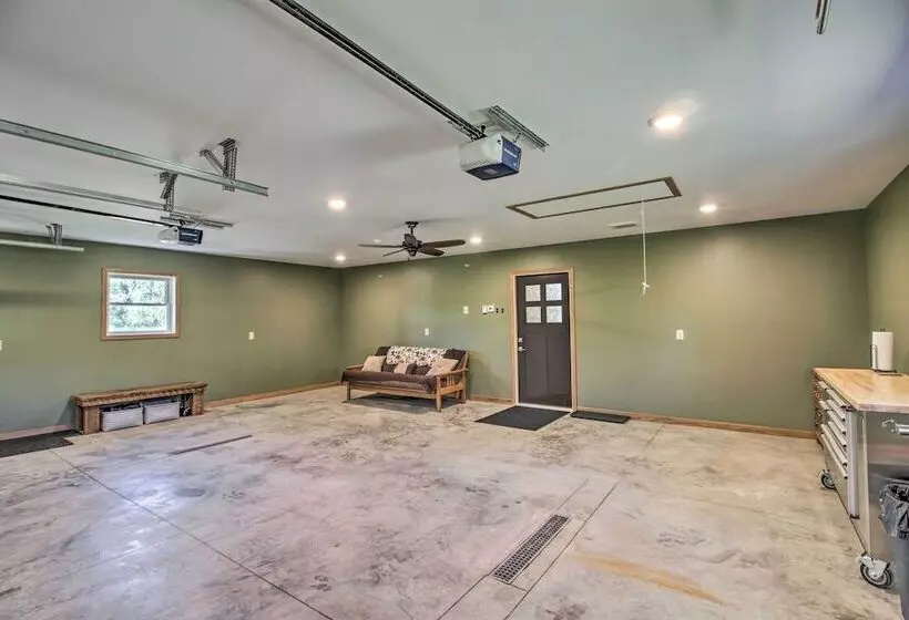 3 Mi To Andes Tower Hills: Lake House W/ Kayaks!