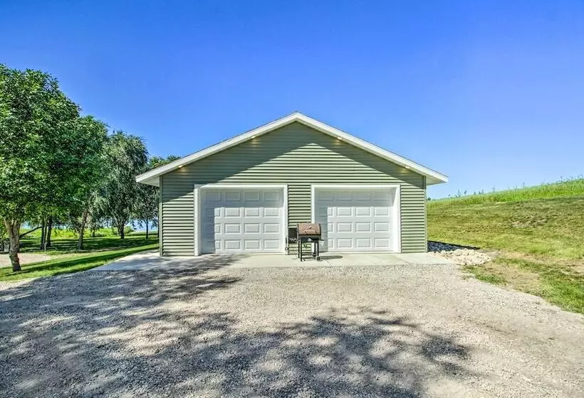 3 Mi To Andes Tower Hills: Lake House W/ Kayaks!