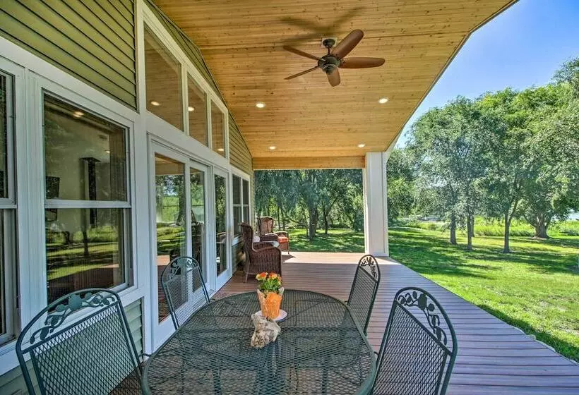 3 Mi To Andes Tower Hills: Lake House W/ Kayaks!