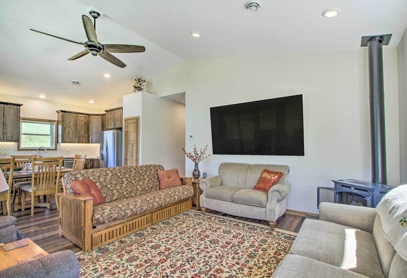 3 Mi To Andes Tower Hills: Lake House W/ Kayaks!