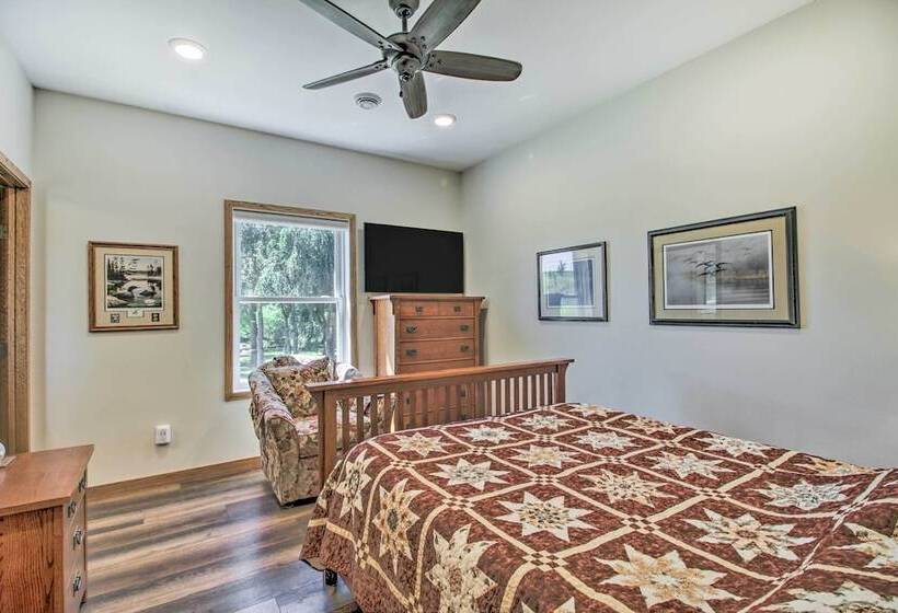 3 Mi To Andes Tower Hills: Lake House W/ Kayaks!